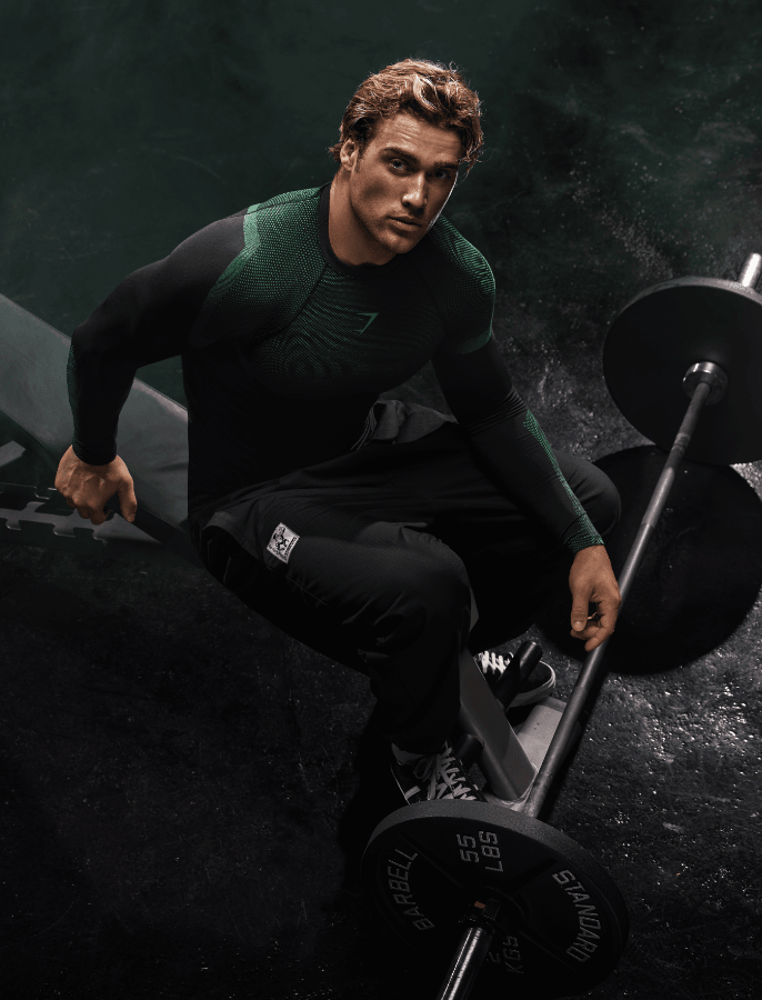 POWERFUL SILHOUETTES